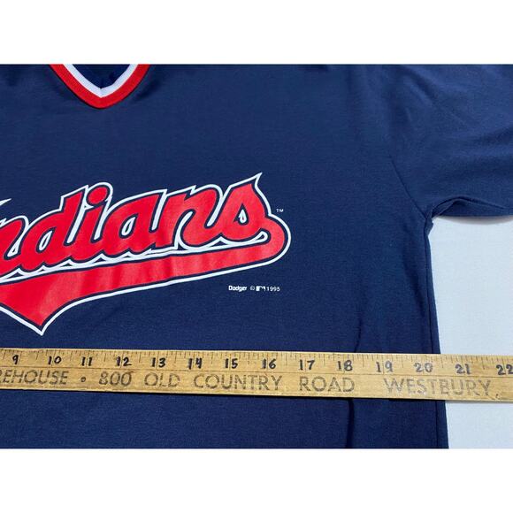 Vintage Cleveland Indians 1995 American League  T-Shirt Size Large 21x28 USA - Picture 7 of 10